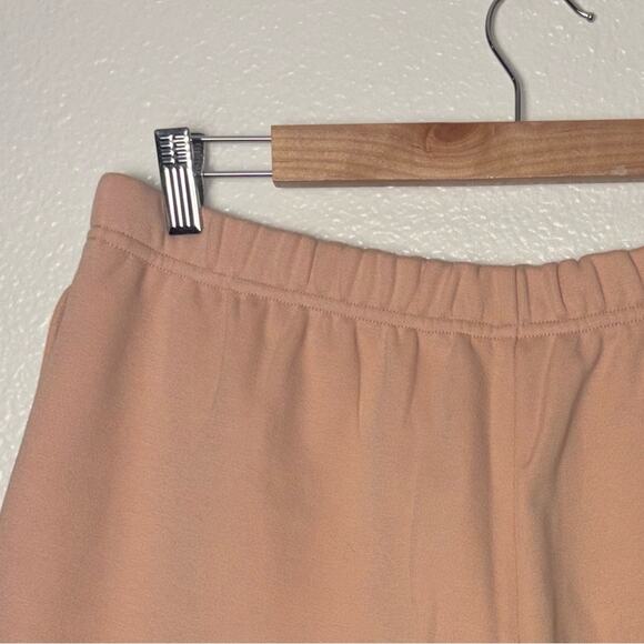 NWT Fabletics Go-To High-Waisted Slim Sweatshort Woman's Size XL -Oak - Picture 14 of 16